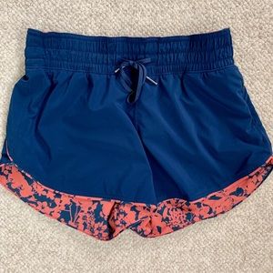 Lululemon REVERSIBLE Shorts w/Zipper Side Pocket
